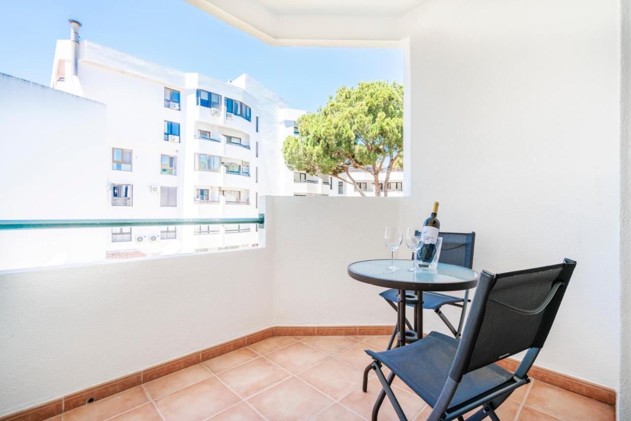 Lovely 1Bed Flat Short Walk To The Marina Vilamoura Quarteira Eksteriør billede